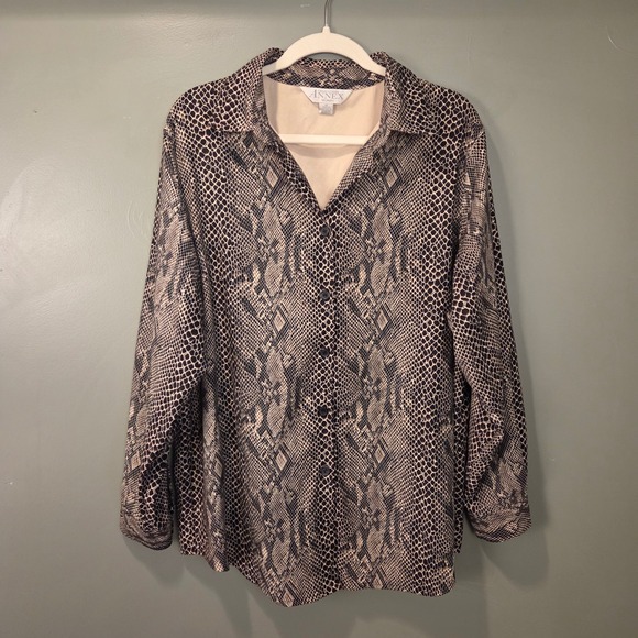 Casual Corner Annex Tops - Casual Corner Annex Women's Long Sleeve Button Up Blouse Size 1X Snake Print